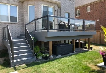 Expert decking services in Toronto for stunning outdoor spaces ...