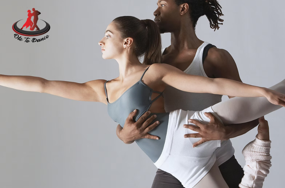 Dance Together: Learn Salsa as a Couple and Connect on the Floor Dance Together: Learn Salsa as a Couple and Connect on the Floor