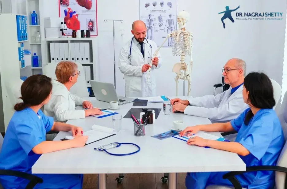 Find the Best Arthroscopic Knee Surgeons for Expert Minimally Invasive Knee Treatment Find the Best Arthroscopic Knee Surgeons for Expert Minimally Invasive Knee Treatment